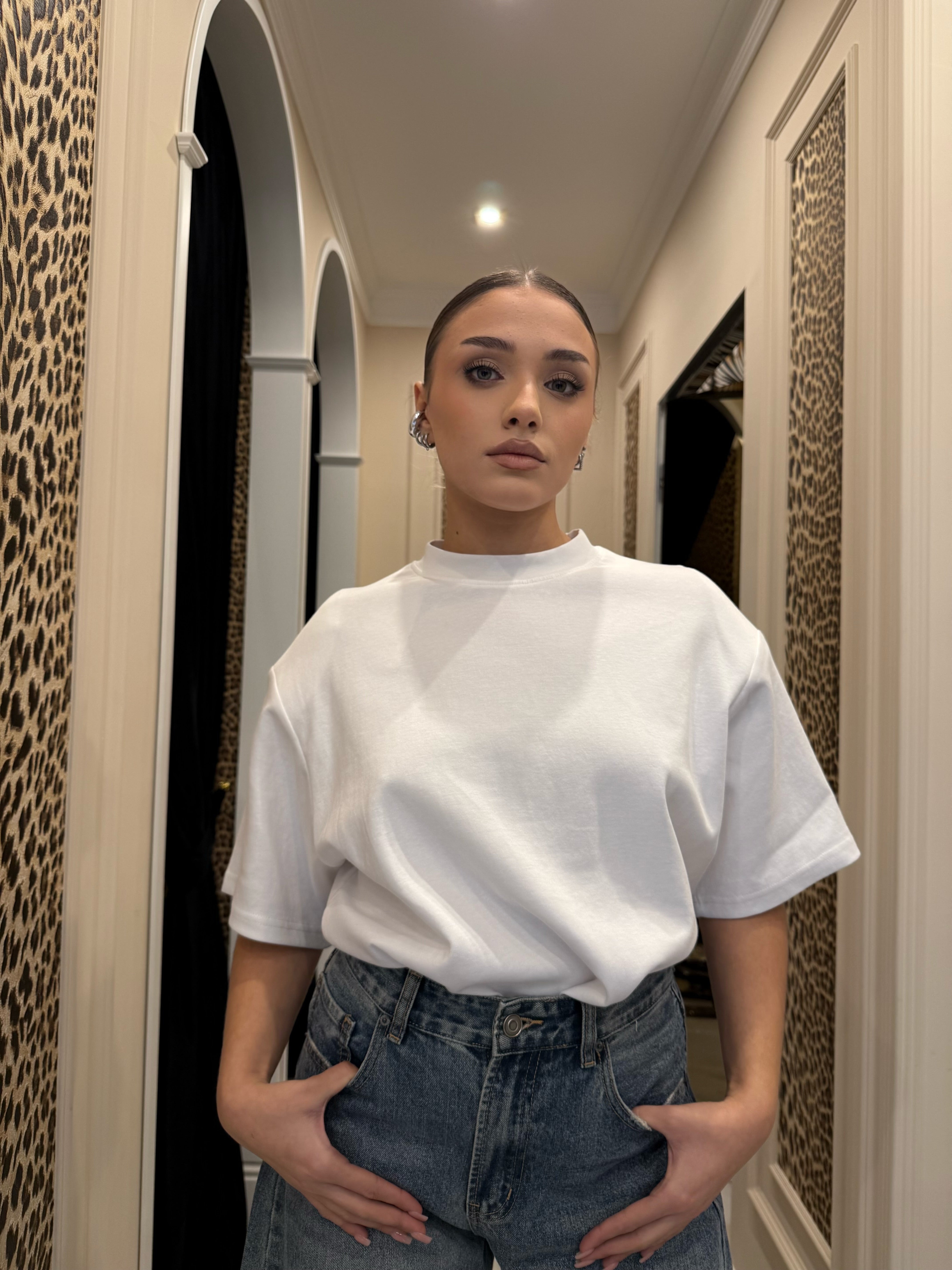 T-shirt con spallina