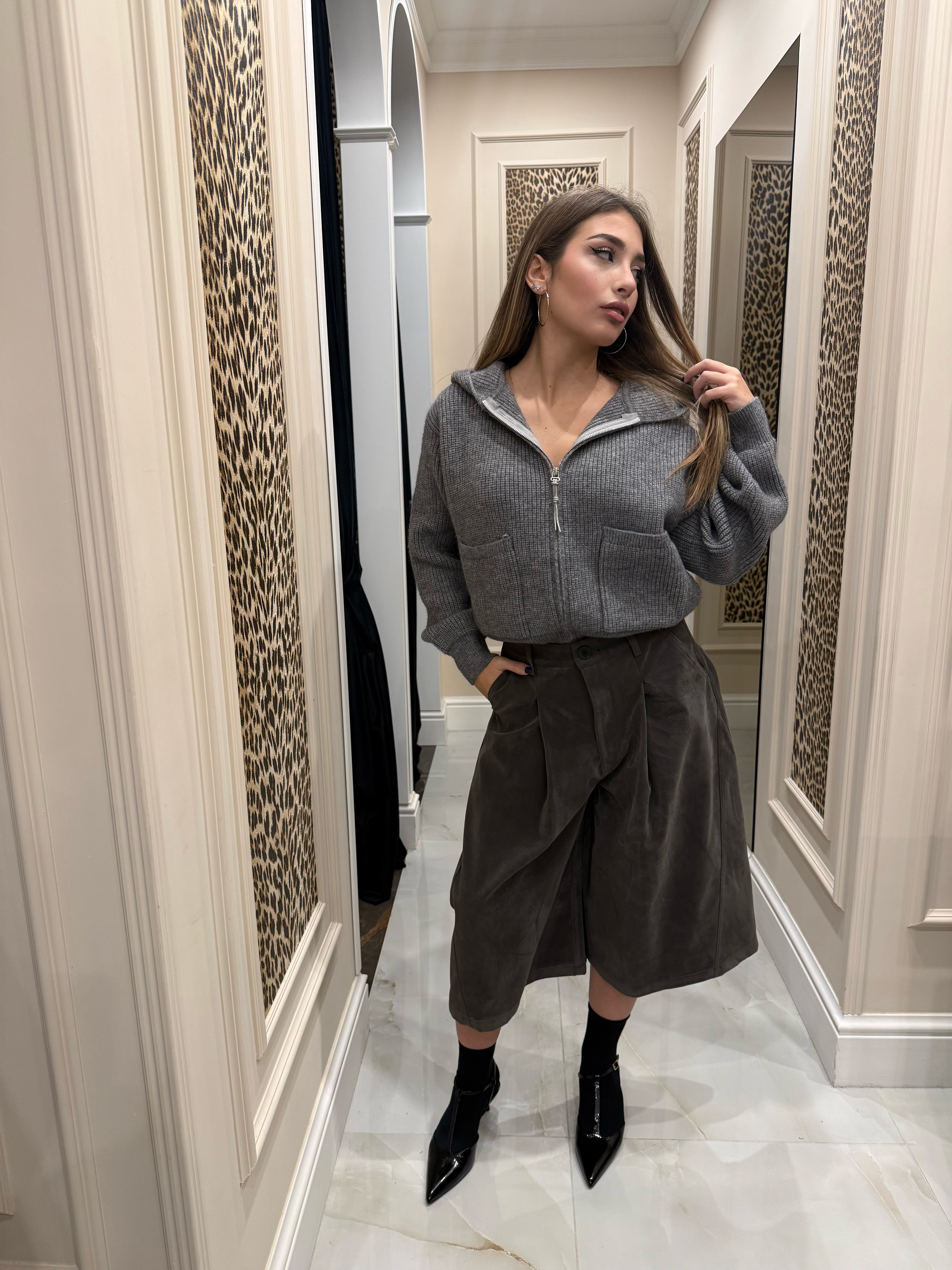 Cardigan con cappuccio e zip